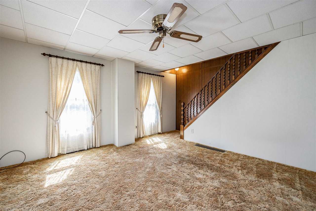 310 West First Street Riverside, IA 52327 - Photo 5 of 27 Gallery Image 5