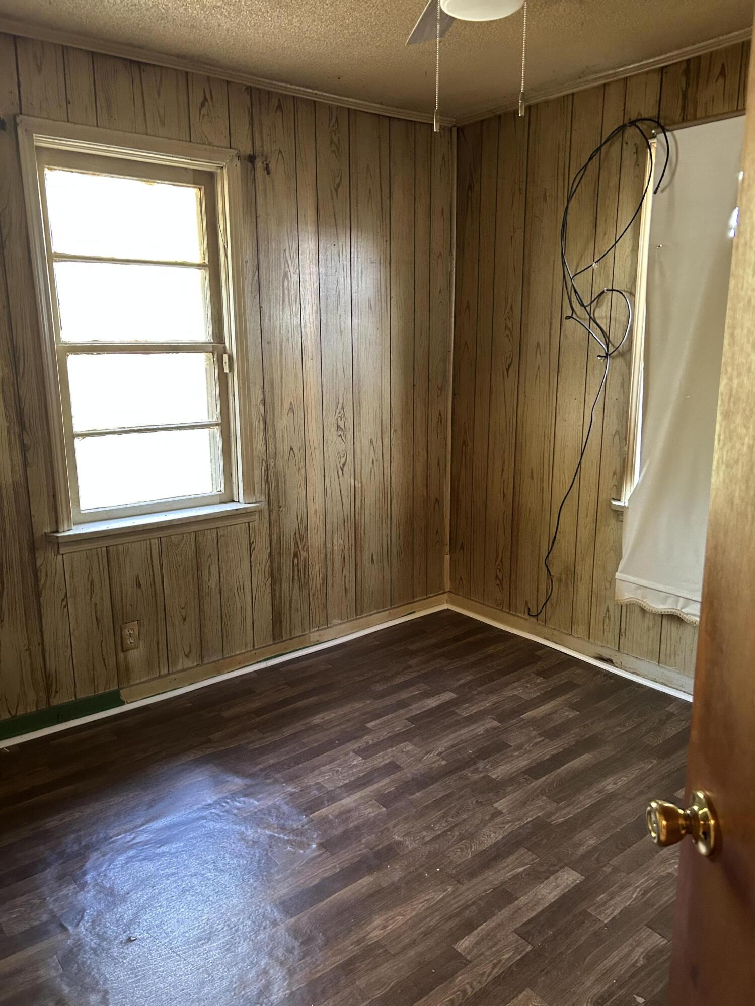 416 Red And White Street Sumter, SC 29150 - Photo 2 of 8