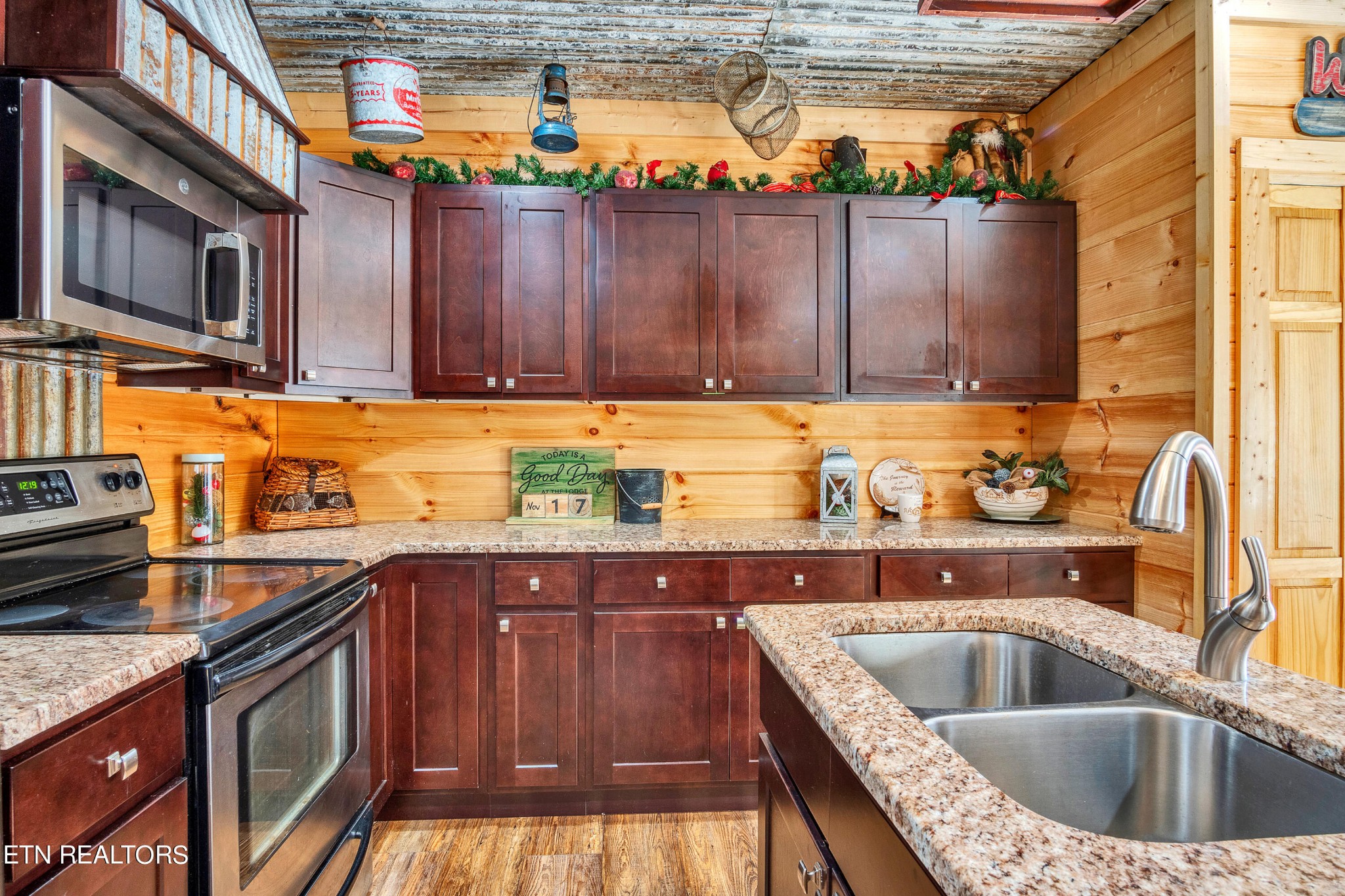 232 Gum Stand Road Sevierville, TN 37876 - Photo 16 of 44 Gallery Image 16