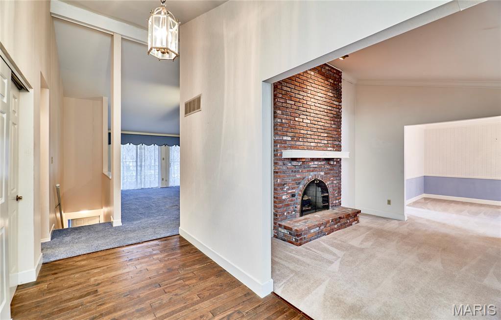 14628 Big Timber Lane Chesterfield, MO 63017 - Photo 6 of 64