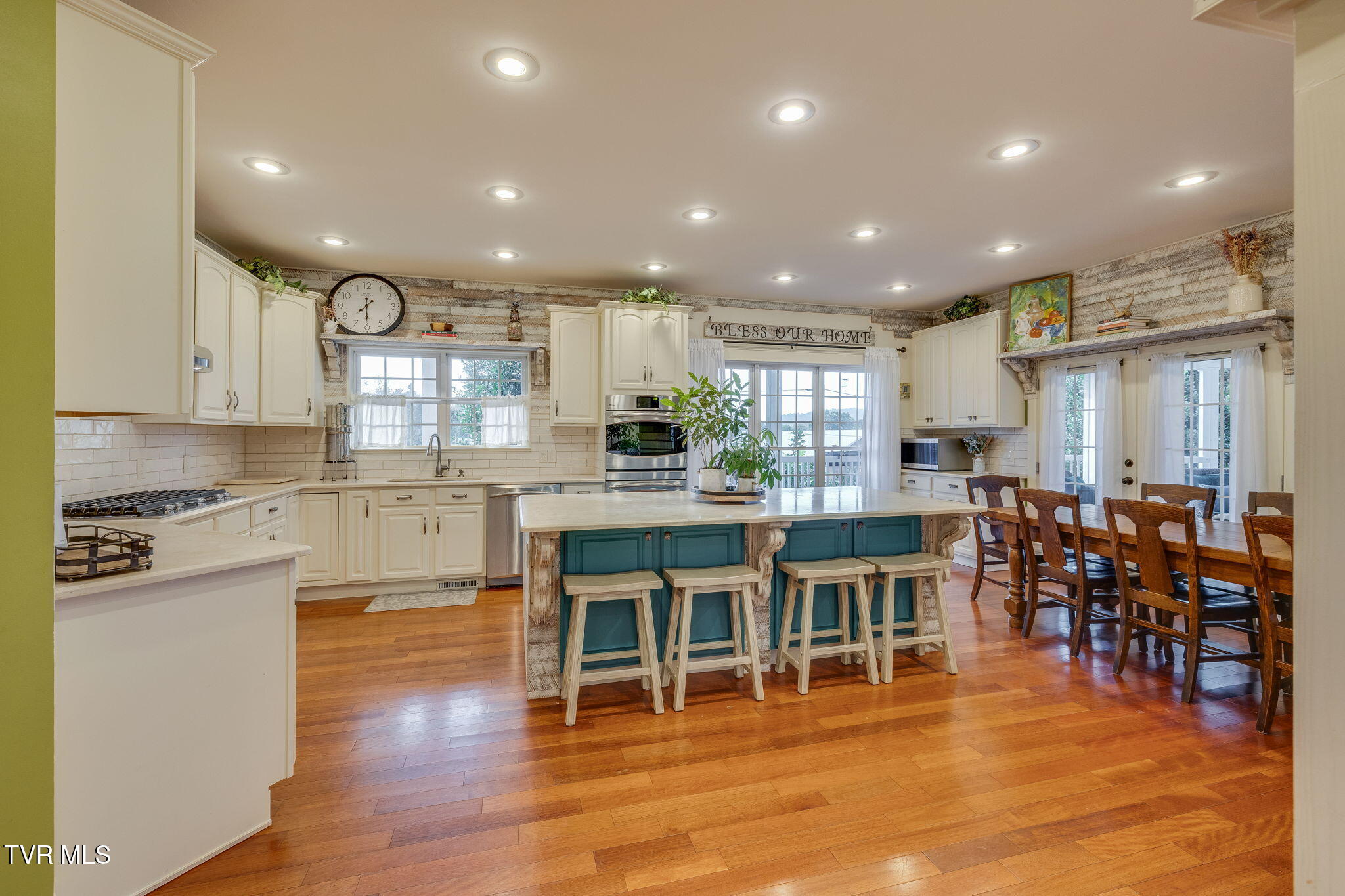 146 Hopson Road Johnson City, TN 37601 - Photo 18 of 78 014