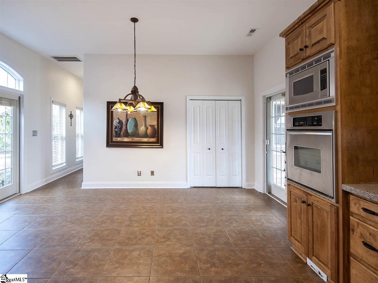 168 Glassy Road Landrum, SC 29356 - Photo 14 of 32