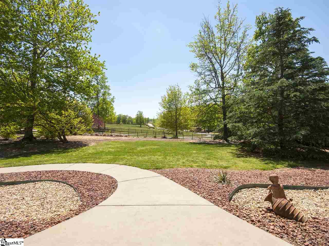 168 Glassy Road Landrum, SC 29356 - Photo 5 of 32