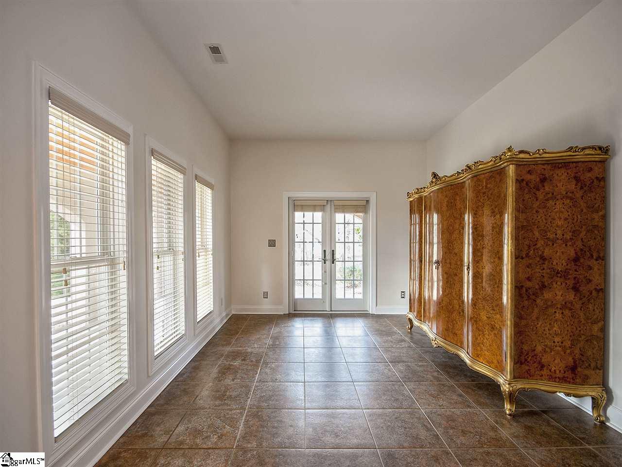 168 Glassy Road Landrum, SC 29356 - Photo 9 of 32