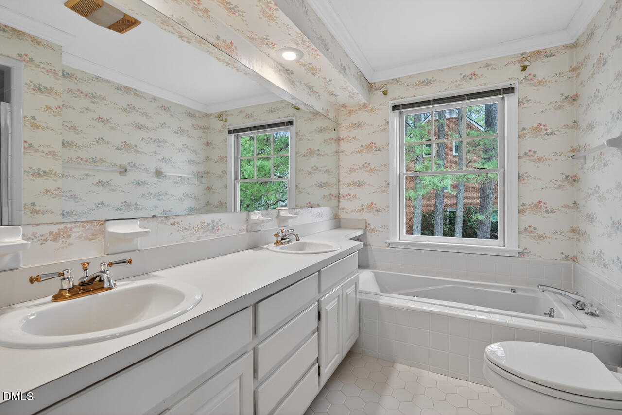 3716 Medford Road Durham, NC 27705 - Photo 26 of 42 35 (8)