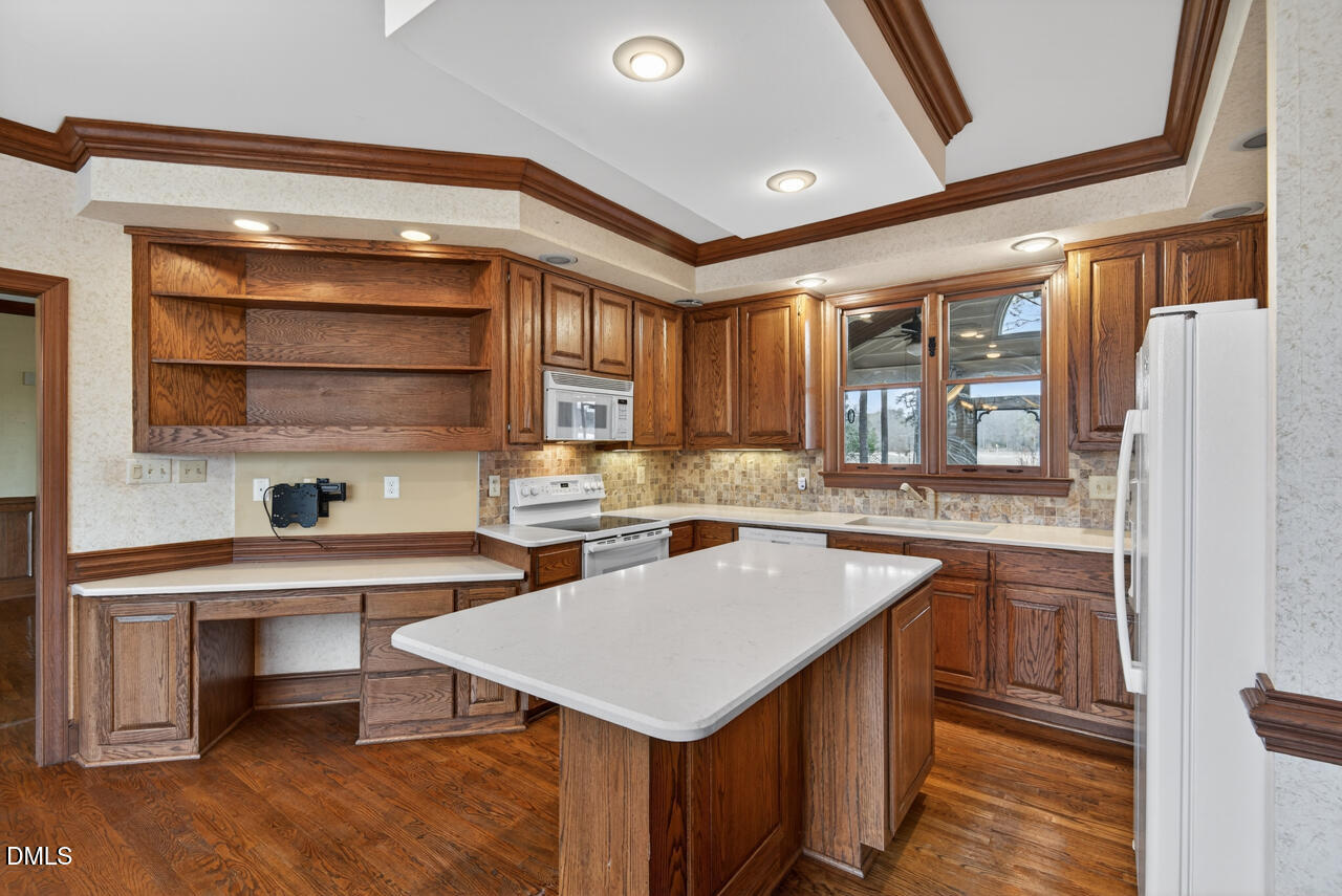 3716 Medford Road Durham, NC 27705 - Photo 10 of 42 25 (9)