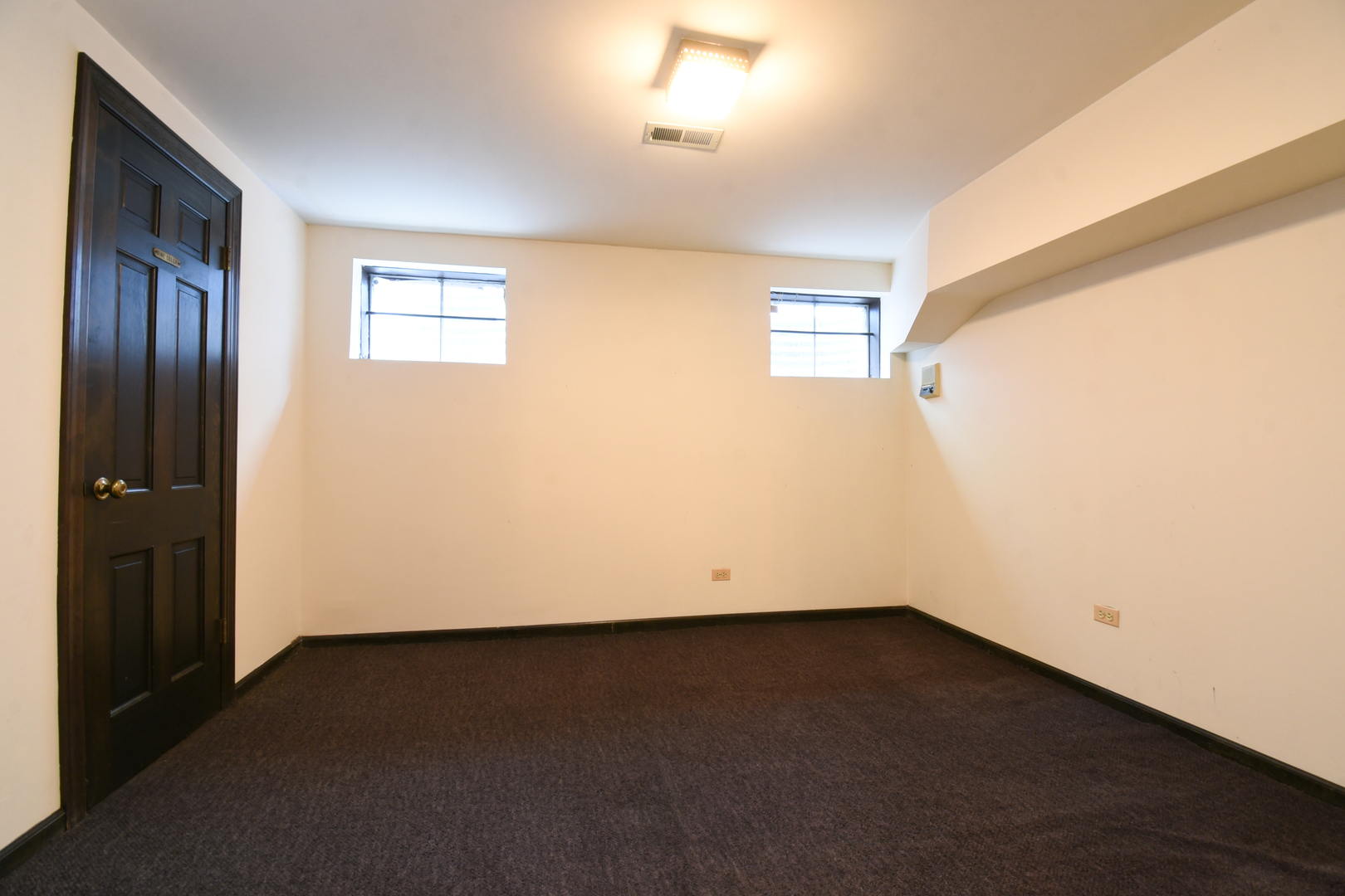 46 Ramsgate Drive Palos Park, IL 60464 - Photo 30 of 46 an empty room with windows