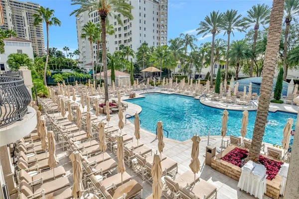 $20,000 | 19925 Northeast 39th Place, Unit 404, Aventura, FL 33180