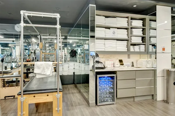 $20,000 | 19925 Northeast 39th Place, Unit 404, Aventura, FL 33180