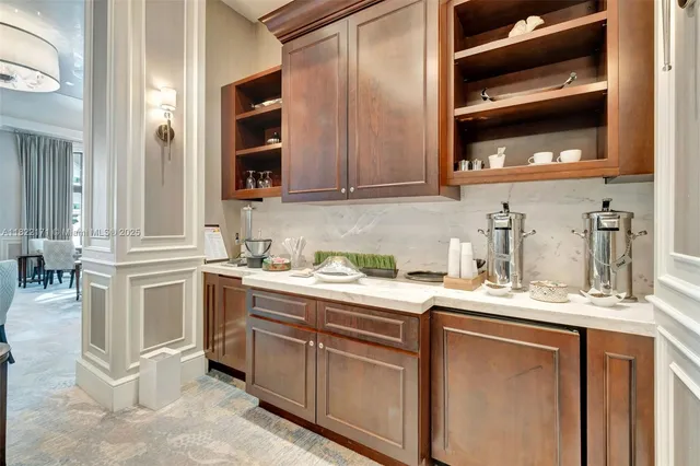 $20,000 | 19925 Northeast 39th Place, Unit 404, Aventura, FL 33180