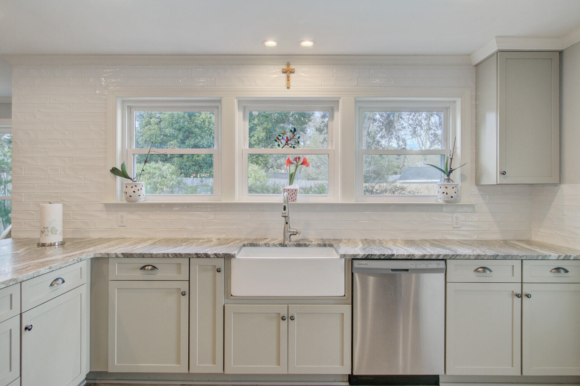 8 Vincent Drive Mount Pleasant, SC 29464 - Photo 24 of 68 34_34_mls