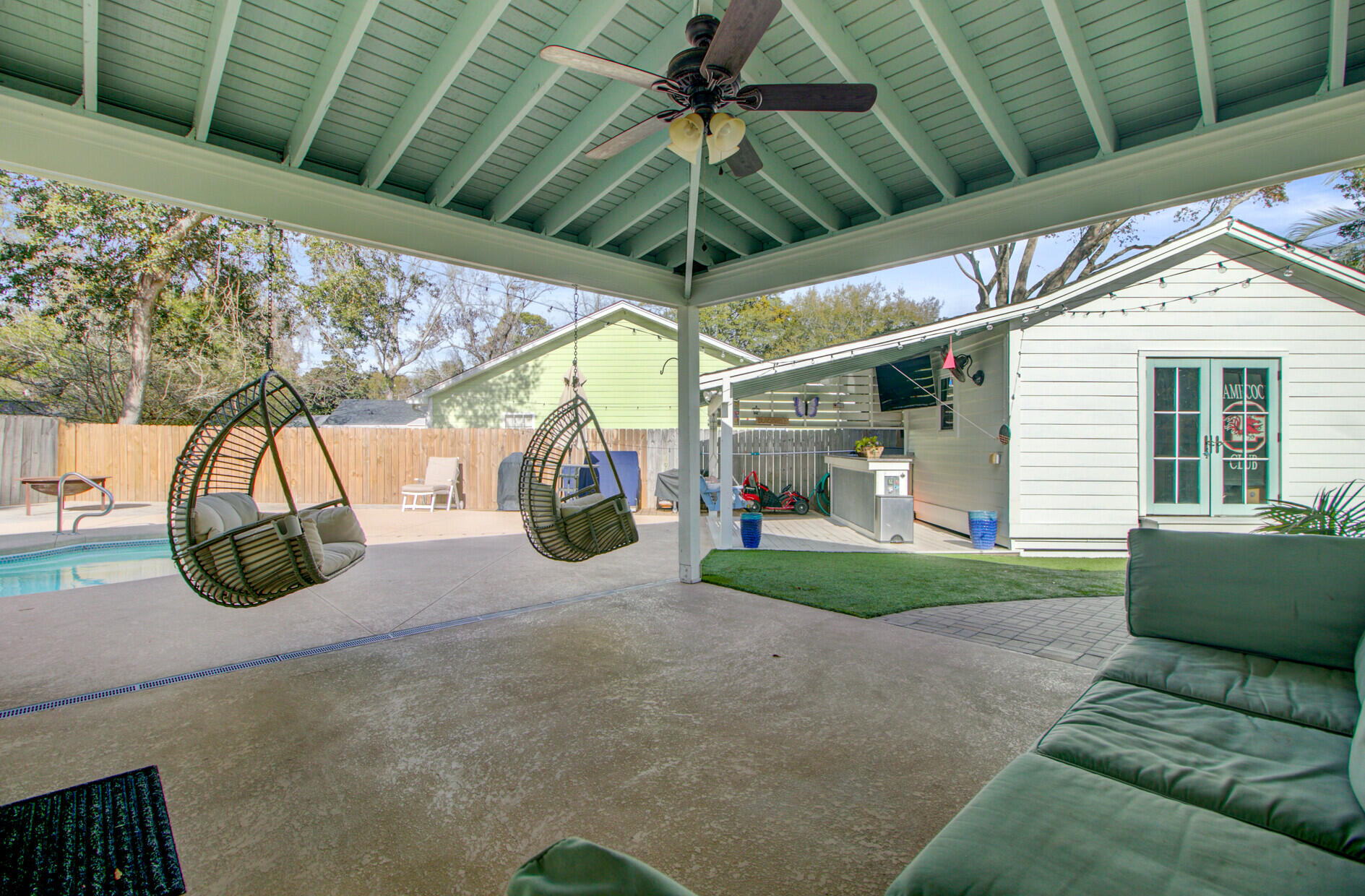 8 Vincent Drive Mount Pleasant, SC 29464 - Photo 47 of 68 60_60_mls