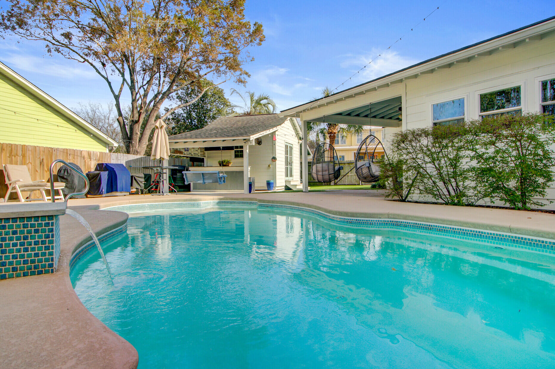 8 Vincent Drive Mount Pleasant, SC 29464 - Photo 51 of 68 64_64_mls