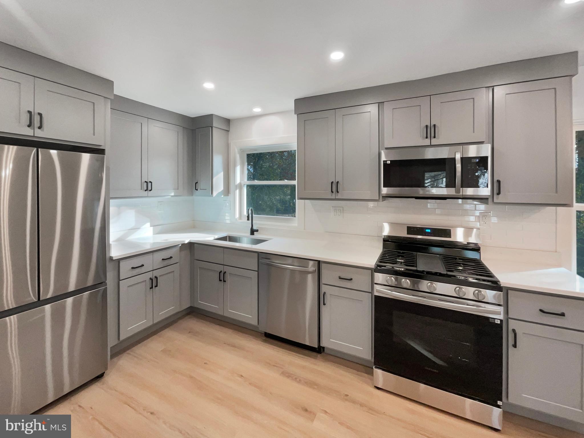 3 Duncannon Road Waldorf, MD 20602 - Photo 2 of 43