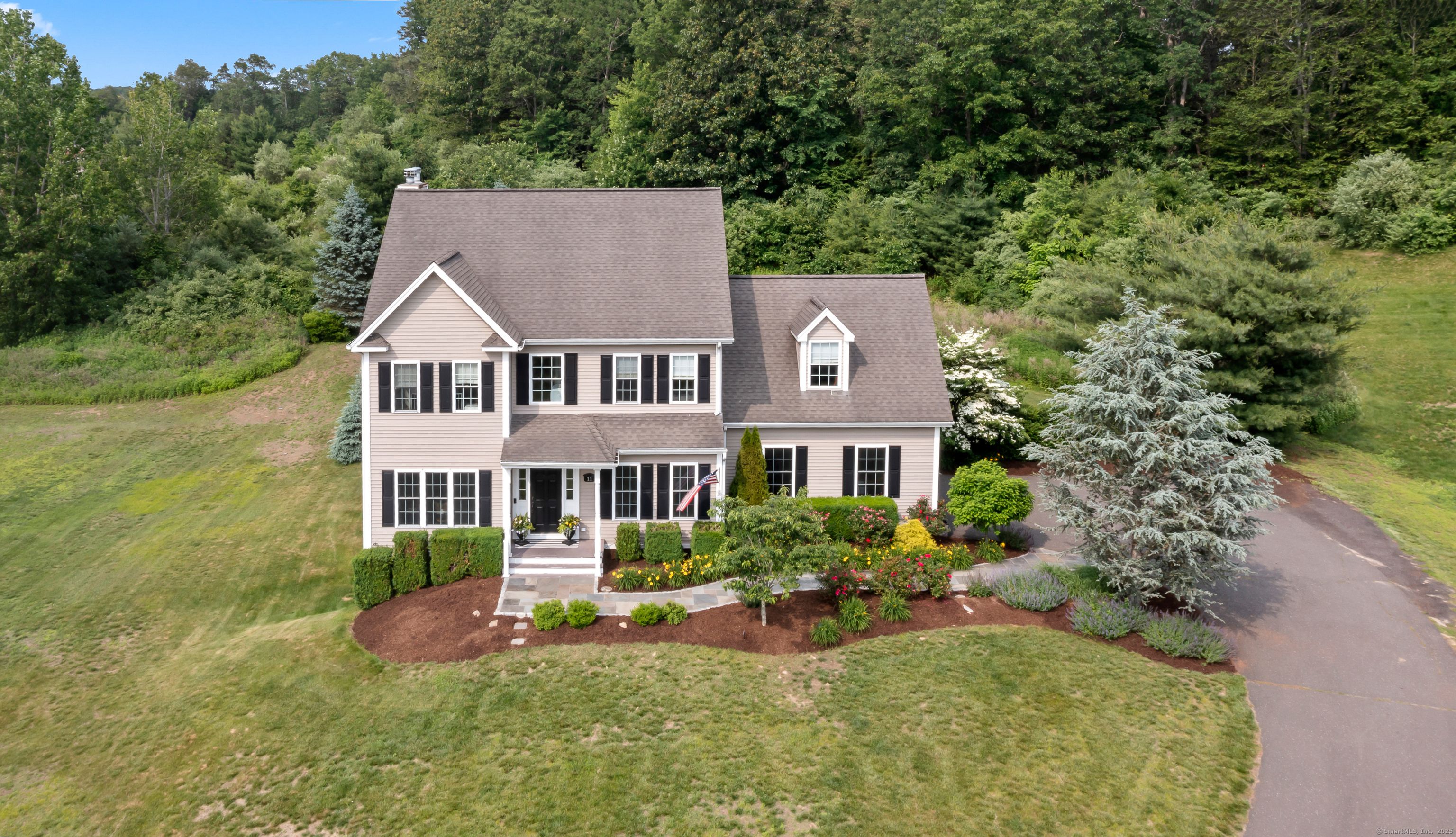 11 Quarry Ridge Road Newtown, CT 06482 - Photo 1 of 1