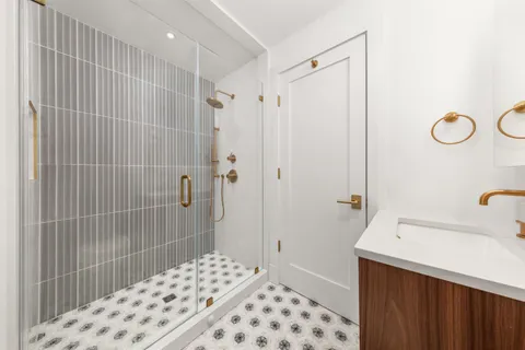 $4,949,000 | 219 Warren Street, Jersey City, NJ 07302