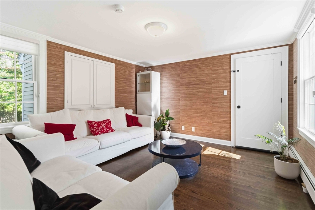 3 Sprague Road Wellesley, MA 02481 - Photo 13 of 42