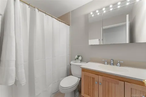 $675,000 | 11 Jackson Avenue, Unit 4, Scarsdale, NY 10583