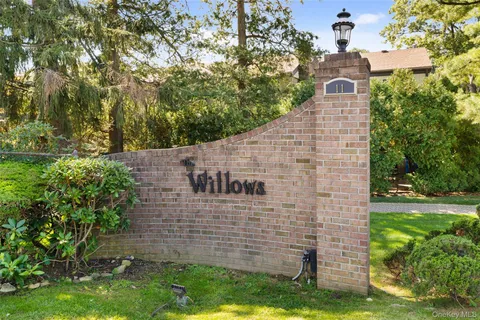 $675,000 | 11 Jackson Avenue, Unit 4, Scarsdale, NY 10583