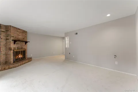 $675,000 | 11 Jackson Avenue, Unit 4, Scarsdale, NY 10583