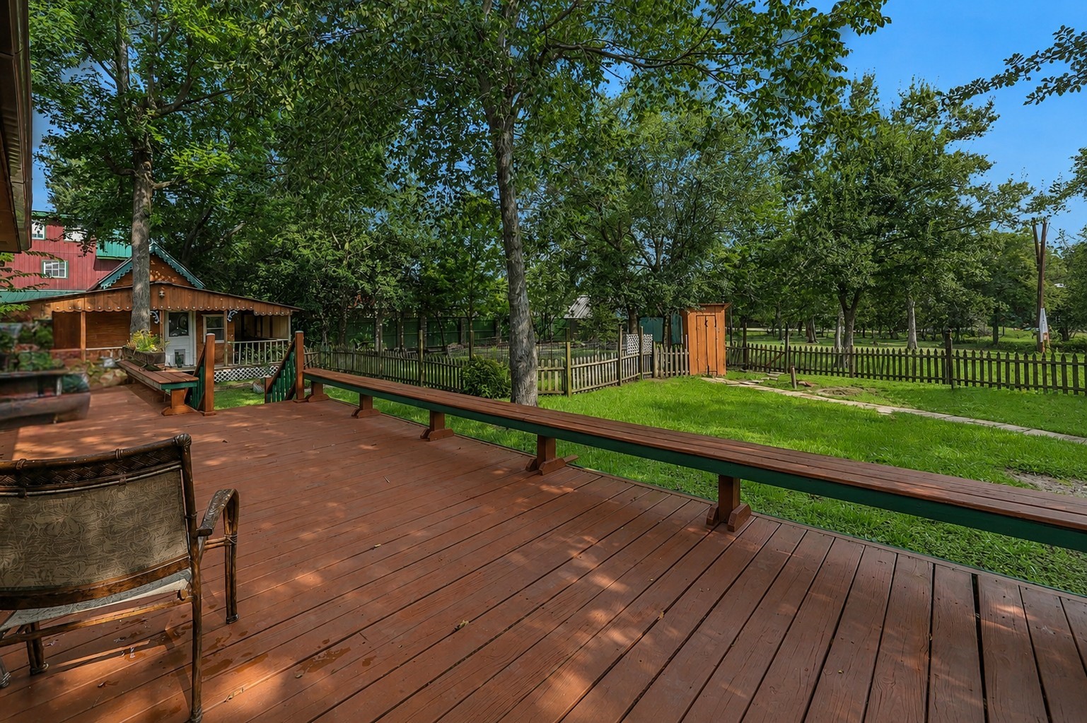 219 Harris Road Highlands, TX 77562 - Photo 5 of 49