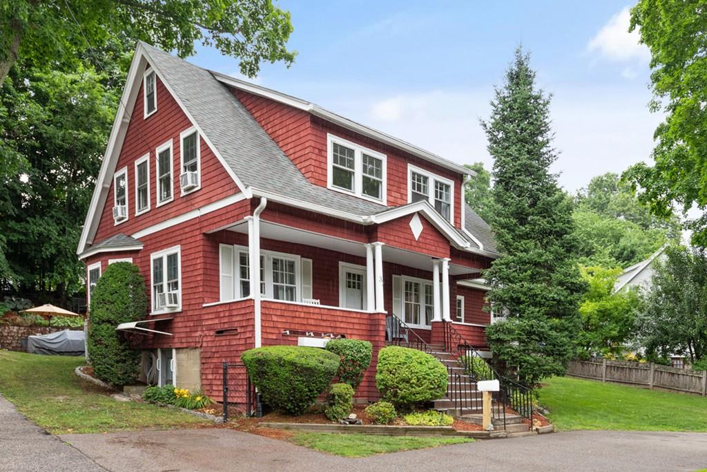32 Waverley Oaks Road Waltham, MA 02452 - Photo 4 of 33 Gallery Image 4