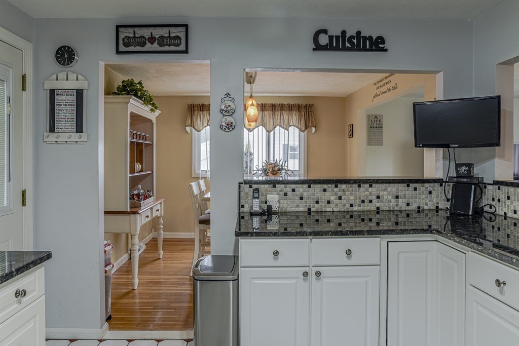 53 Ryan Road Stoughton, MA 02072 - Photo 5 of 40 Gallery Image 5
