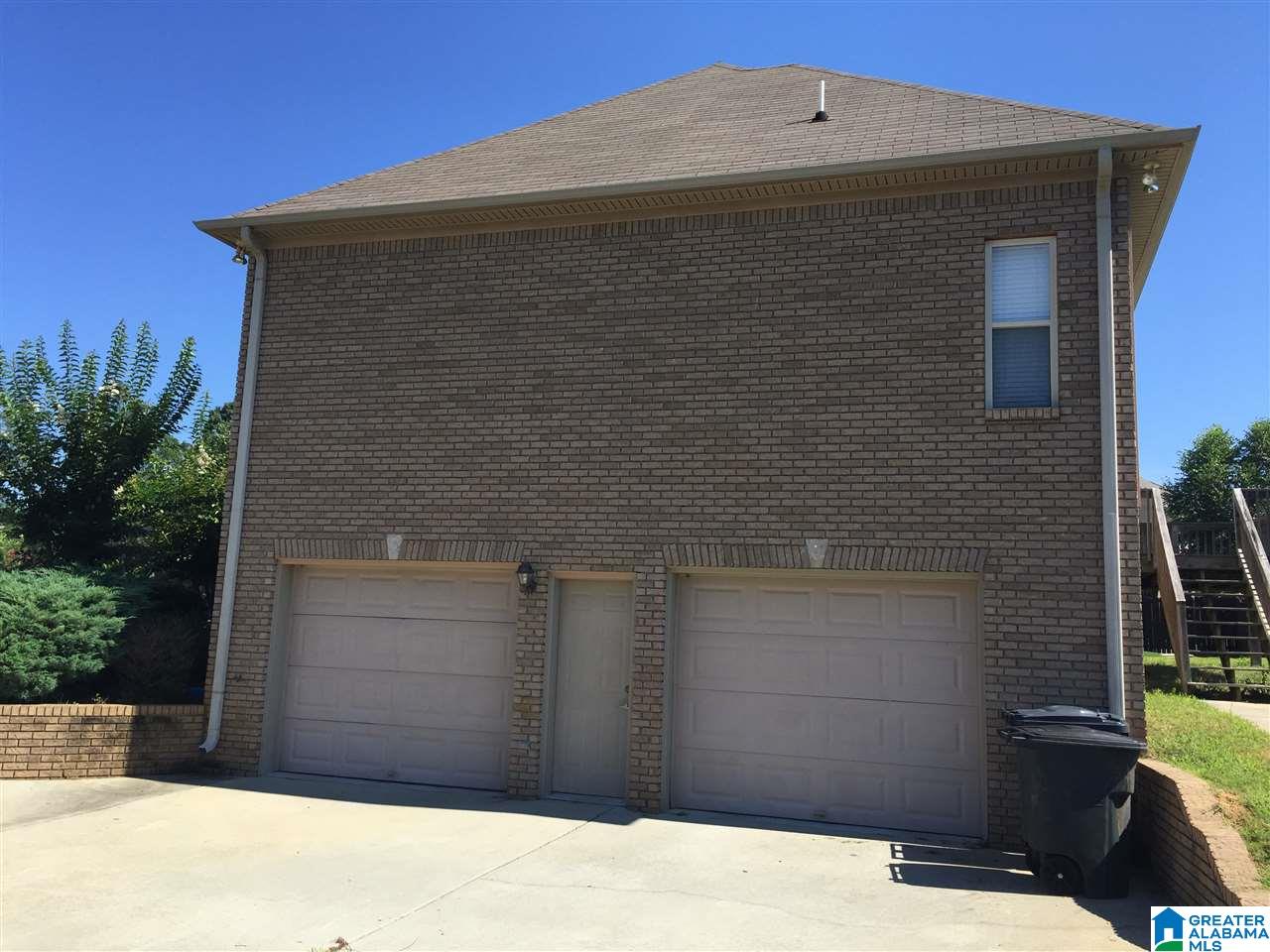 1811 Parc Ridge Circle Warrior, AL 35180 - Photo 3 of 36