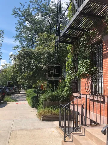$5,000 | 479 Warren Street, Unit 4B | Boerum Hill