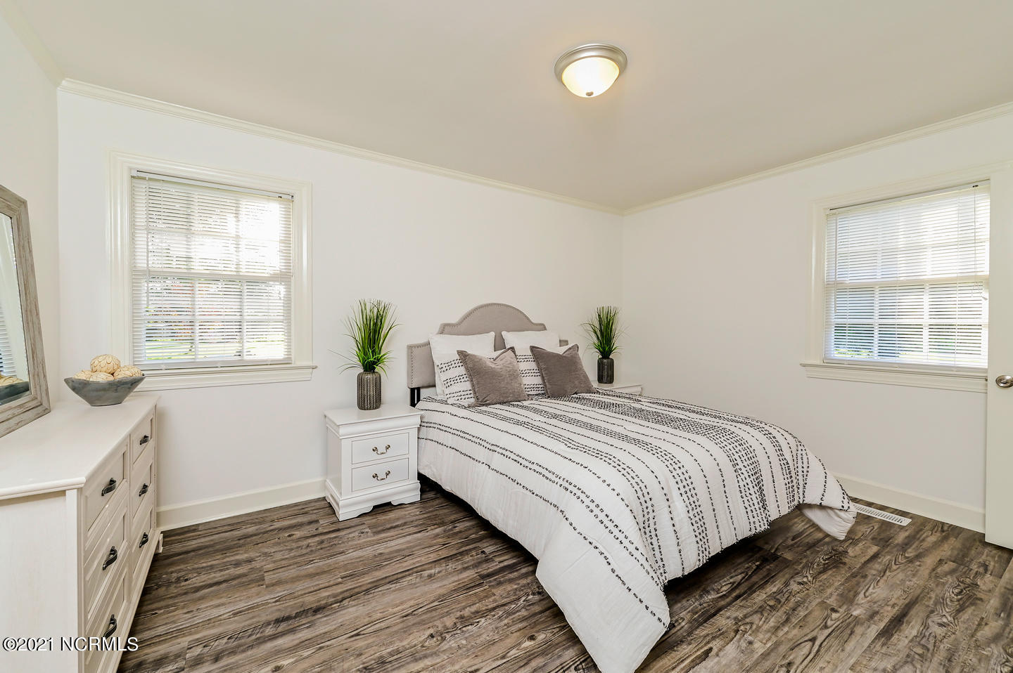 2980 Wesley Church Road Farmville, NC 27828 - Photo 22 of 37 Owner's Bedroom