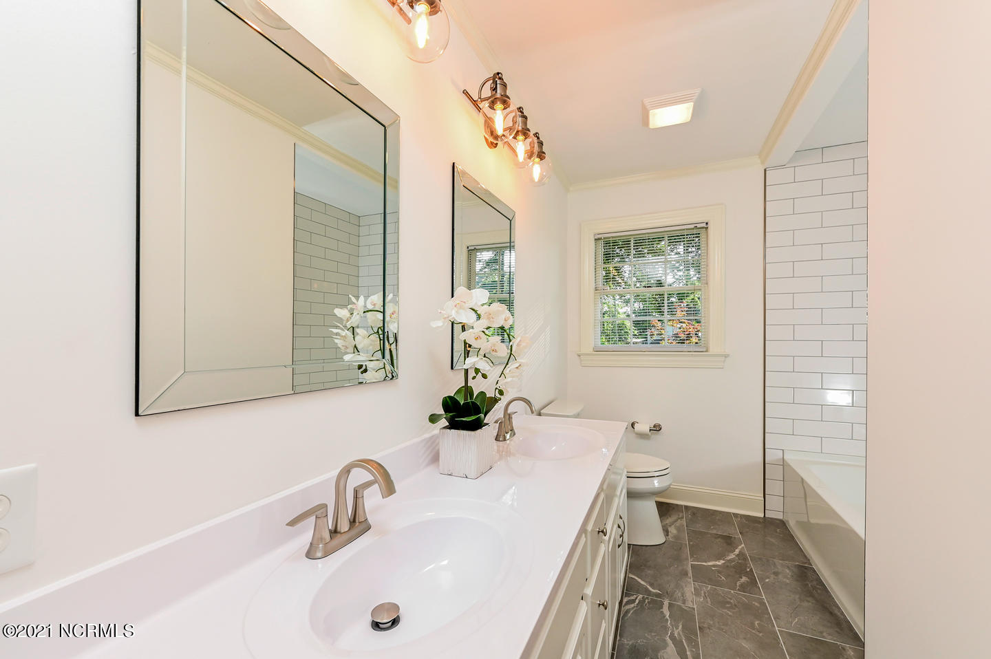 2980 Wesley Church Road Farmville, NC 27828 - Photo 29 of 37 Bathroom 2