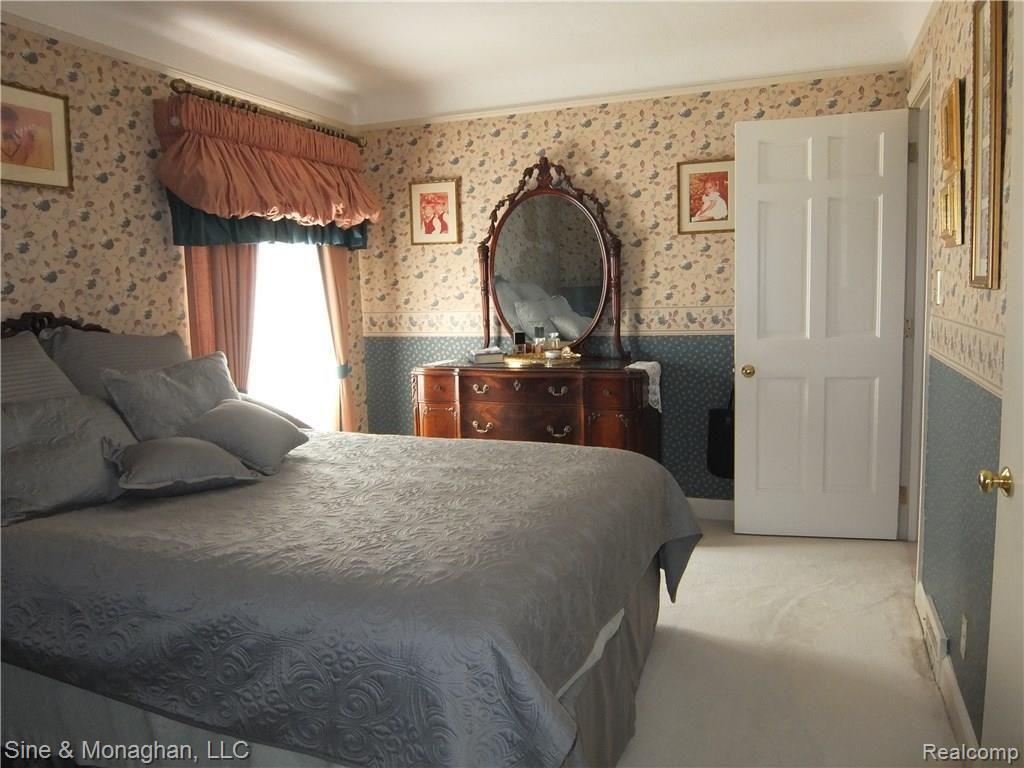 886 Lincoln Road Grosse Pointe, MI 48230 - Photo 10 of 36 DSCF1709.JPG