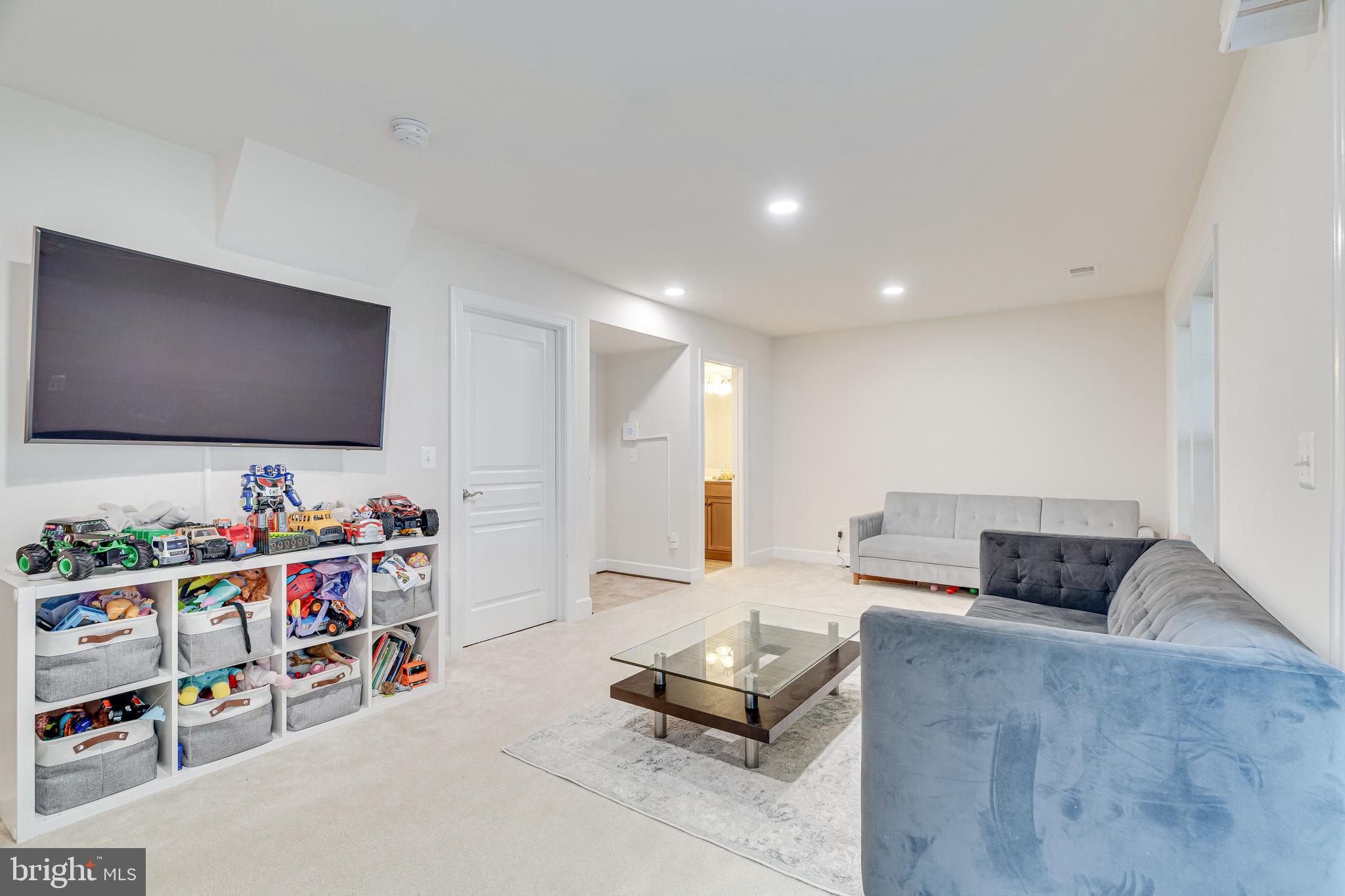 20220 Center Brook Square Sterling, VA 20165 - Photo 38 of 49