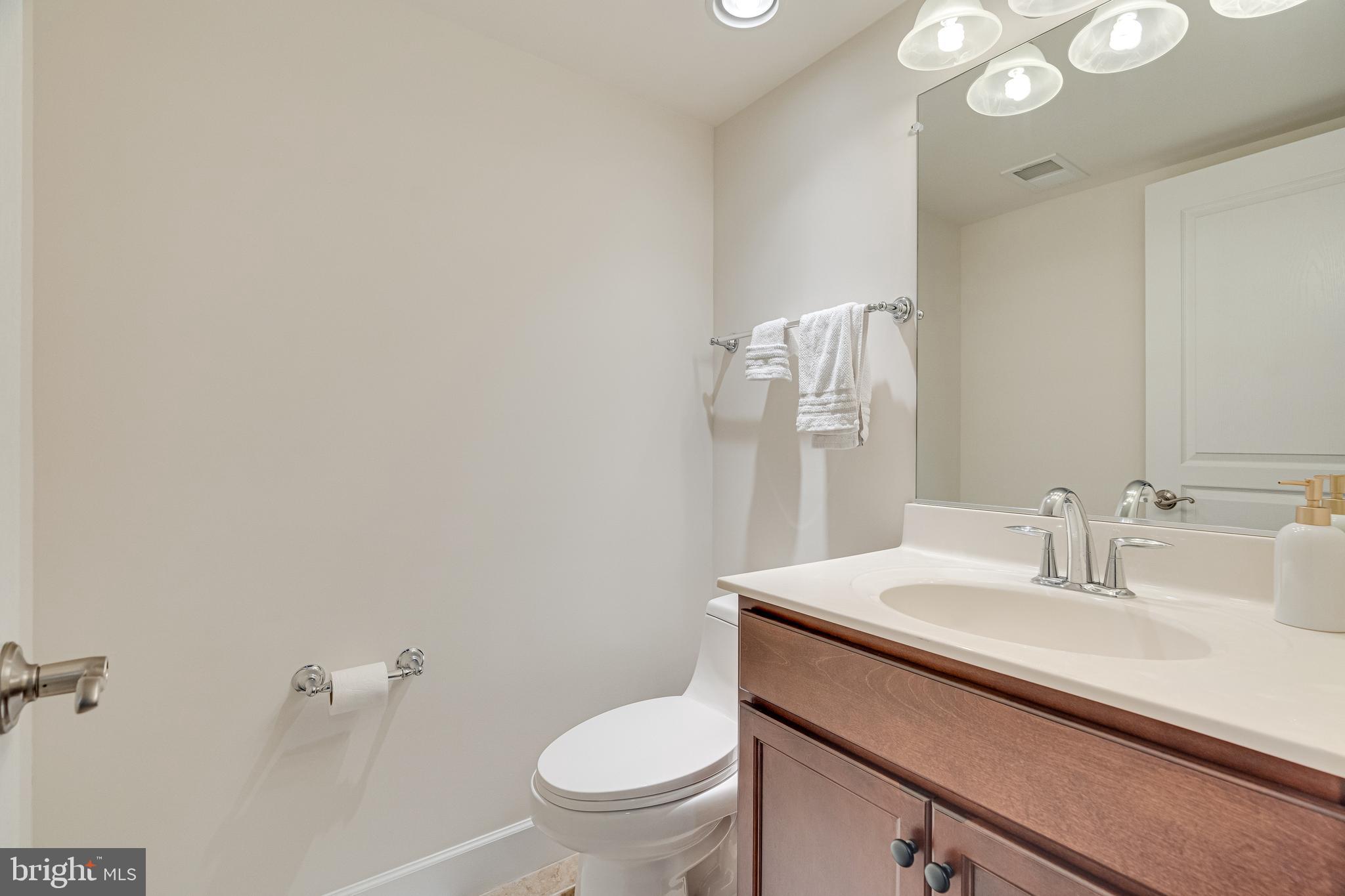 20220 Center Brook Square Sterling, VA 20165 - Photo 41 of 49