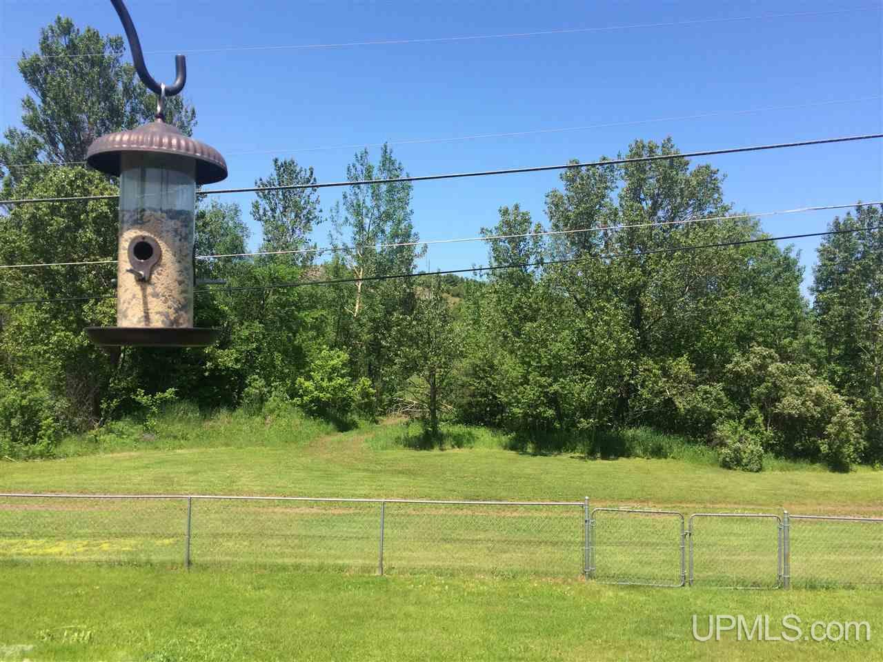 1175 9th Street Ishpeming, MI 49849 - Photo 23 of 24 Gallery Image 23