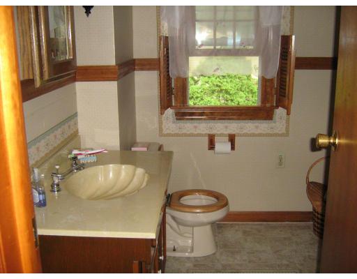 140 Labelle Street West Springfield, MA 01089 - Photo 4 of 12 Gallery Image 4