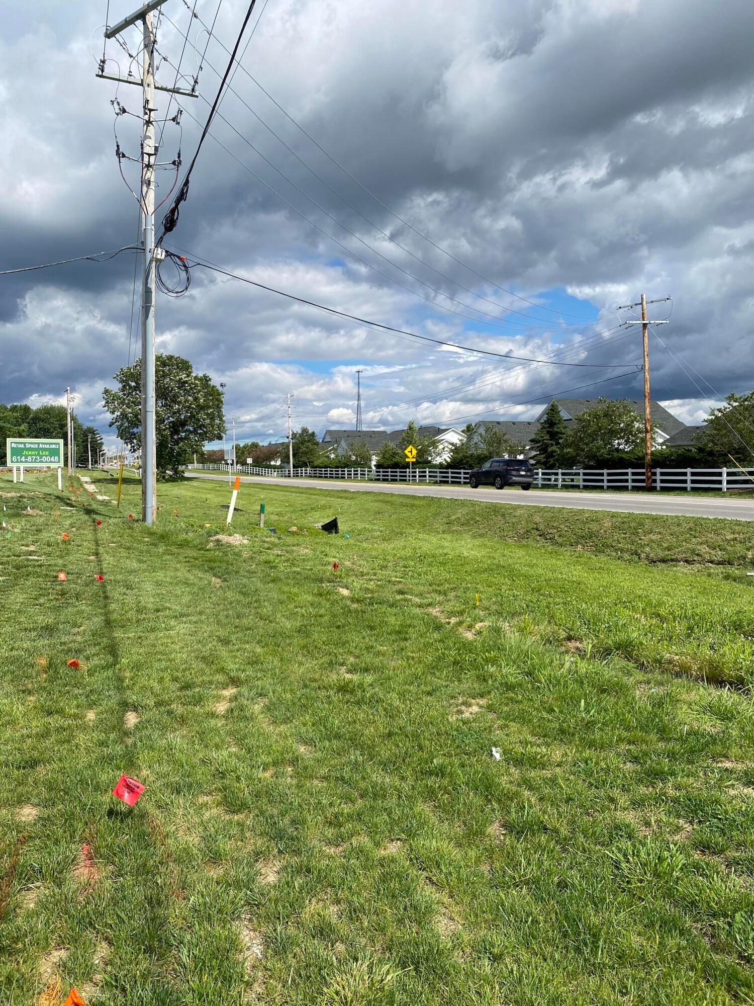 8260 Refugee Road Pickerington, OH 43147 - Photo 2 of 6 Looking EAST from land.