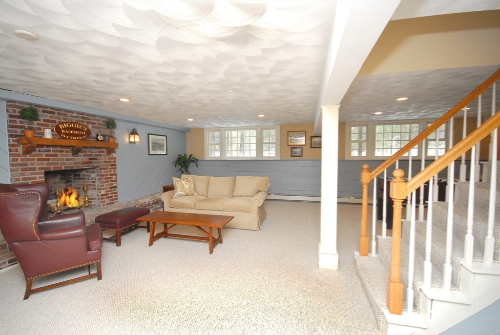 316 Lindsay Pond Road Concord, MA 01742 - Photo 35 of 42
