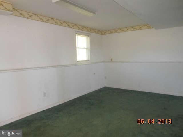 1132 Western Chapel Road New Windsor, MD 21776 - Photo 9 of 13 Family Room