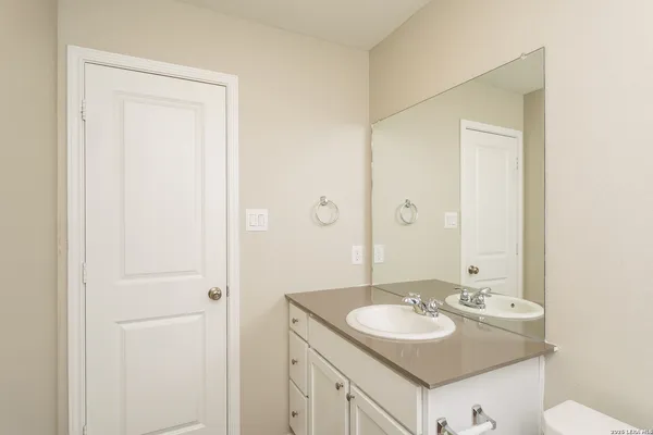 $1,445 | 5184 Fowler Crest, Converse, TX 78109