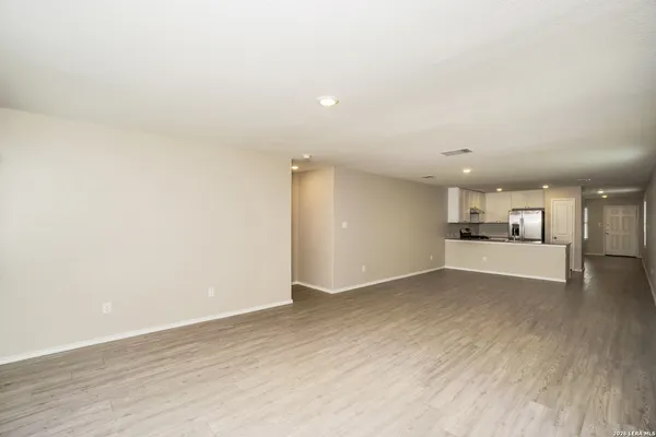 $1,445 | 5184 Fowler Crest, Converse, TX 78109