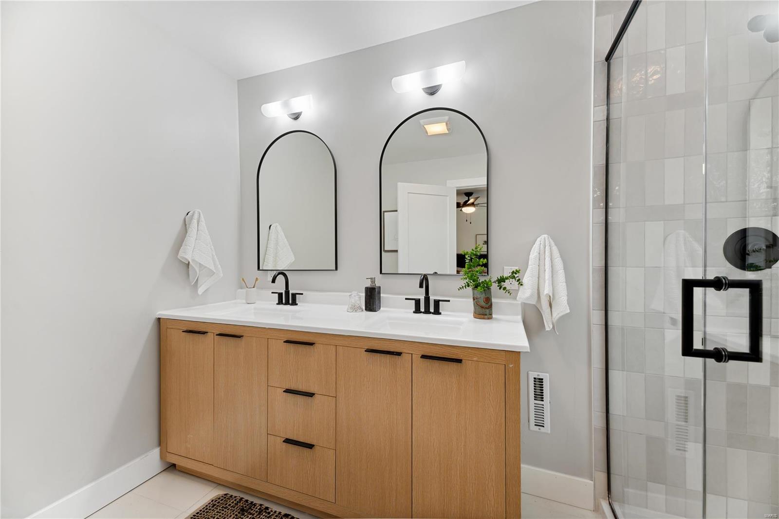 17 Haven View Drive St. Louis, MO 63141 - Photo 13 of 28