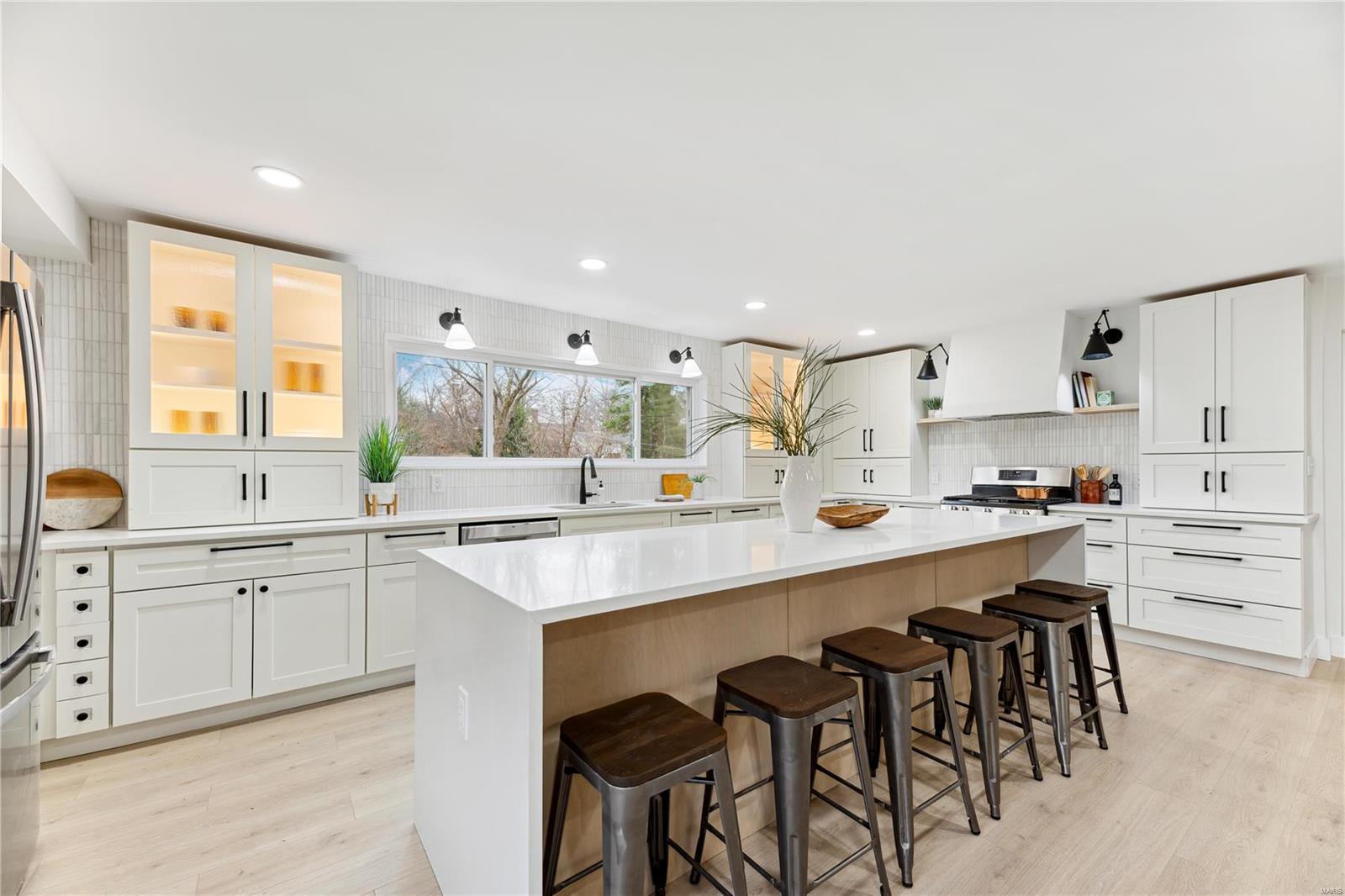 17 Haven View Drive St. Louis, MO 63141 - Photo 9 of 28