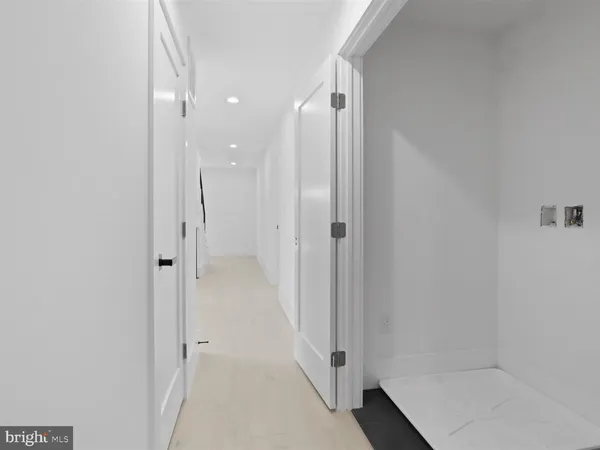 $2,199,999 | 818 North Edgewood Street, Arlington, VA 22201