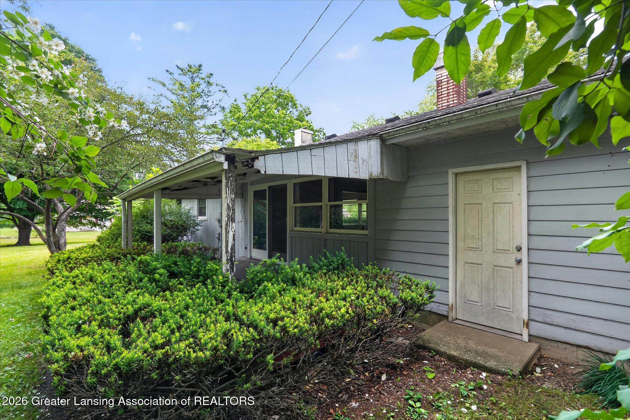 12419 East Greenfield Road Lansing, MI 48917 - Photo 43 of 46 45-12419-E-Greenfield-Rd-Lansing-WindowS