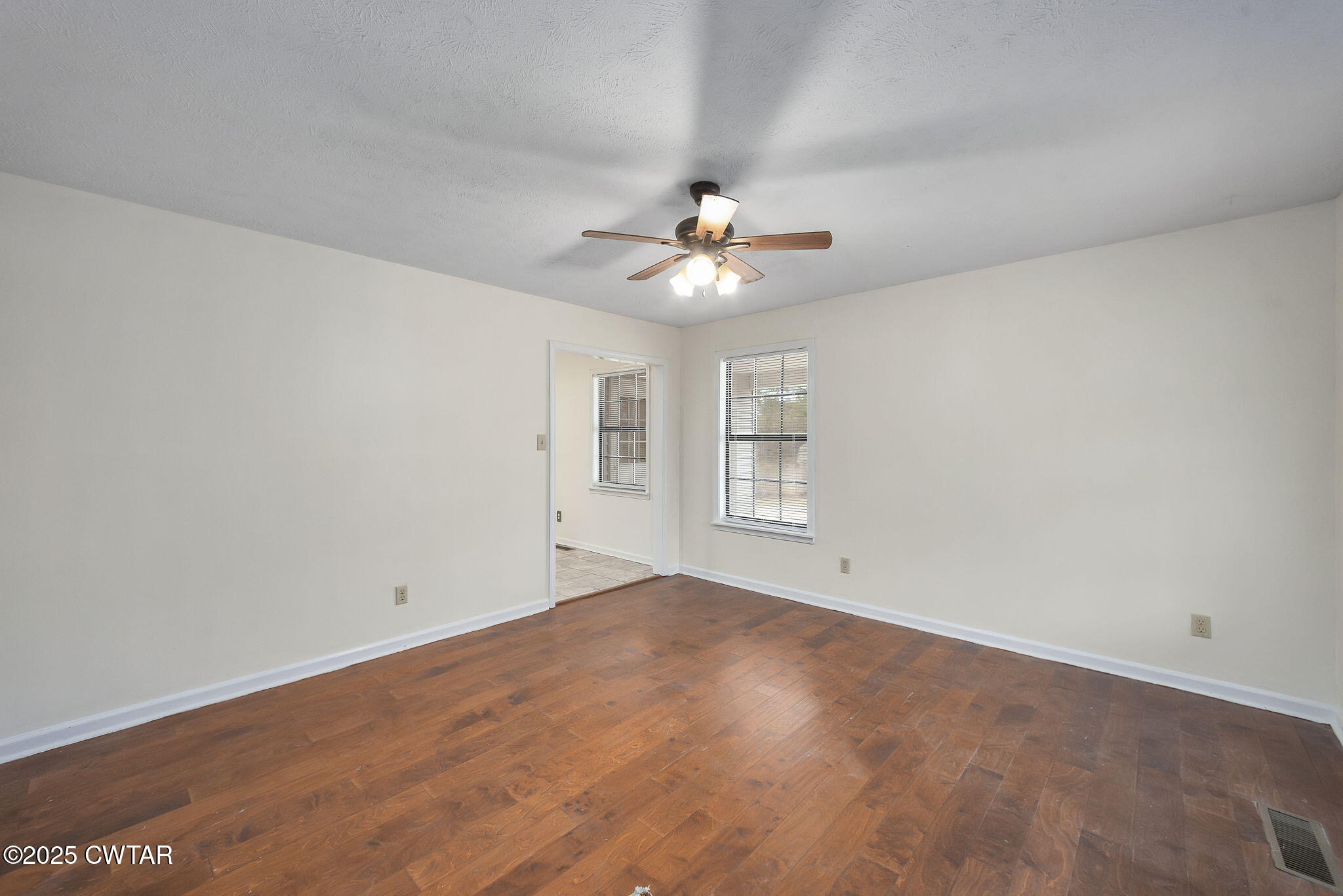 21 Carol Road Huron, TN 38345 - Photo 15 of 29 a view of an empty room with a window
