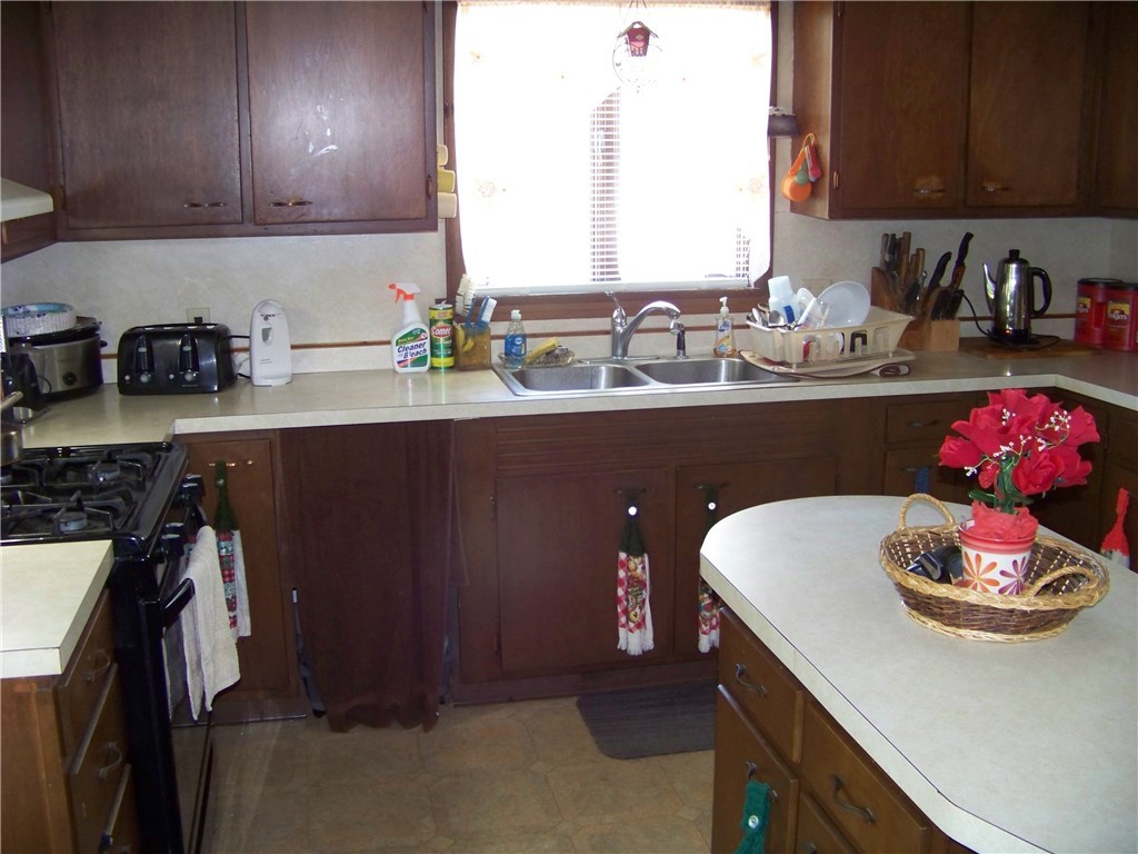 61 Balcom Road Foster, RI 02825 - Photo 20 of 37