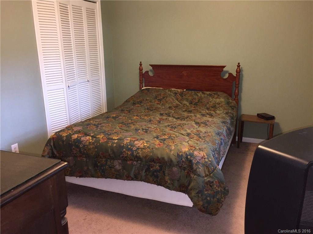301 Clearbrook Road Matthews, NC 28105 - Photo 13 of 15 Gallery Image 13