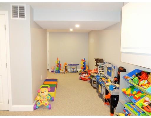 31 Joyce Kilmer Road Boston, MA 02132 - Photo 24 of 29 Gallery Image 24