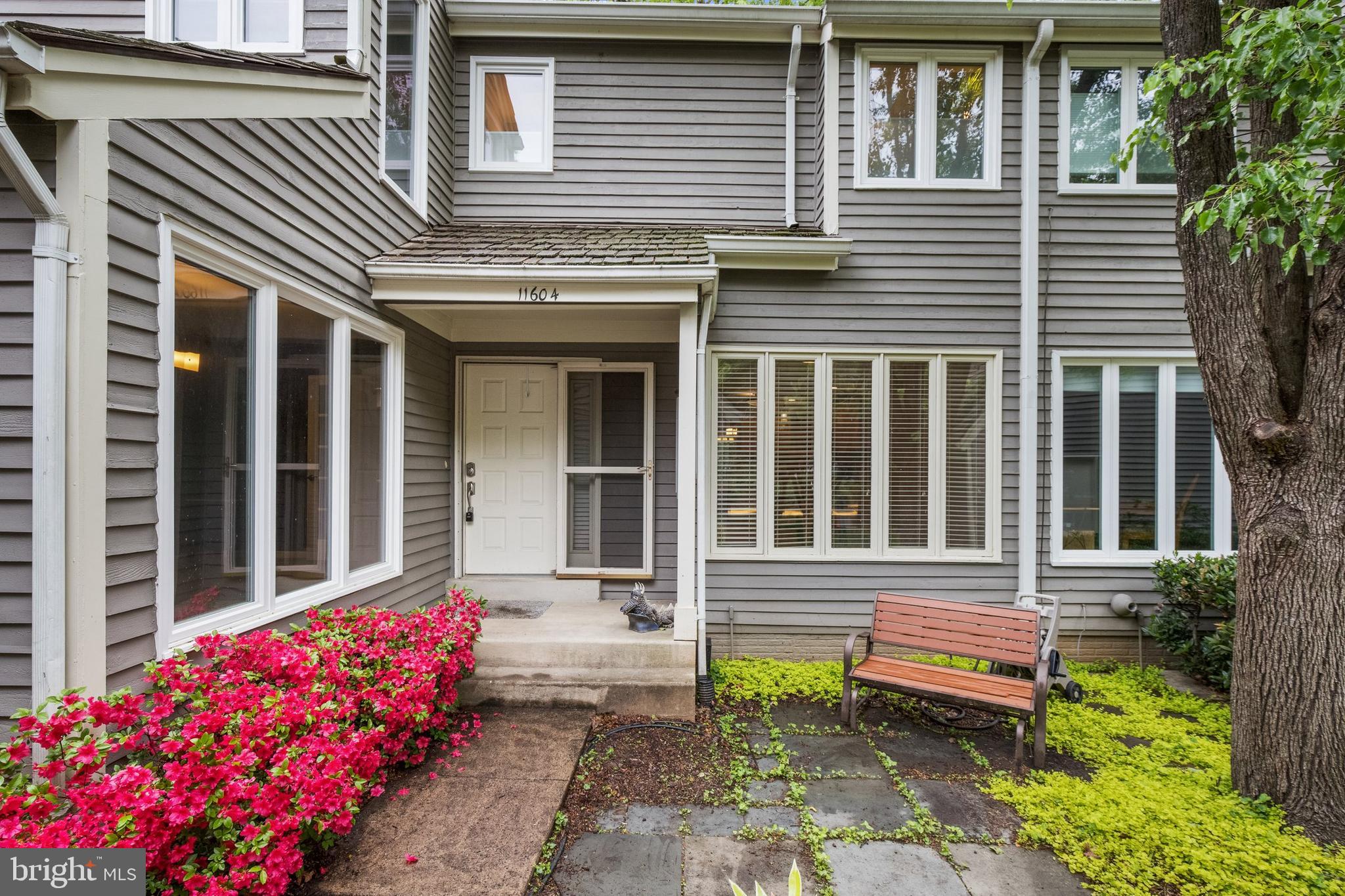 11604 Chapel Cross Way Reston, VA 20194 - Photo 2 of 45 Gallery Image 2